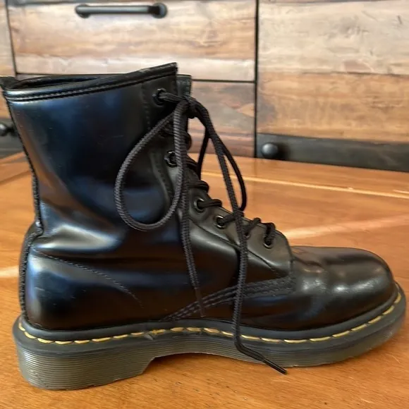 Dr. Martens 1460 Black Smooth Leather Boots Size 7