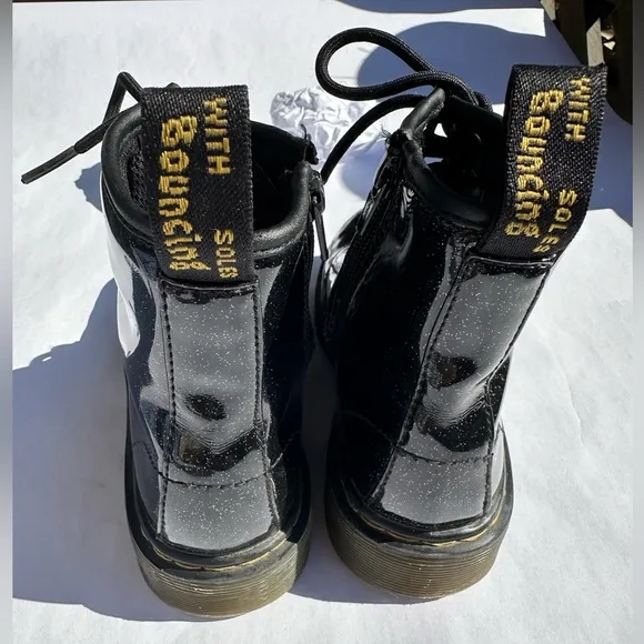 Dr. Martens 1460 Glitter J Lace up Boots Coated Sparkle Kid’s/Girl’s Size 1