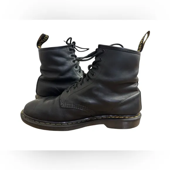 Dr. Martens 1460 Leather Boots Mens Size EU 43 US9 10 Black 11822 B9