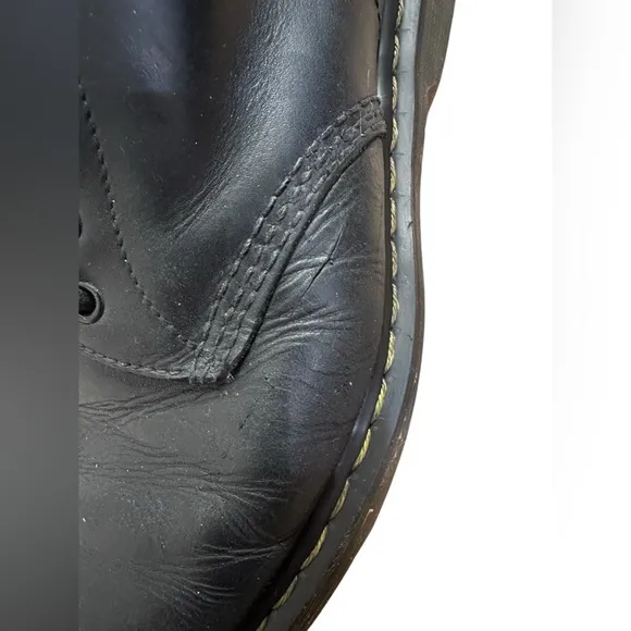 Dr. Martens 1460 Leather Boots Mens Size EU 43 US9 10 Black 11822 B9
