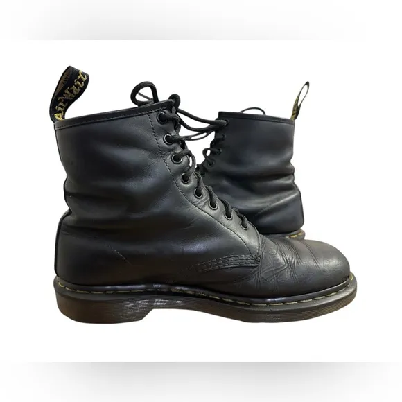 Dr. Martens 1460 Leather Boots Mens Size EU 43 US9 10 Black 11822 B9