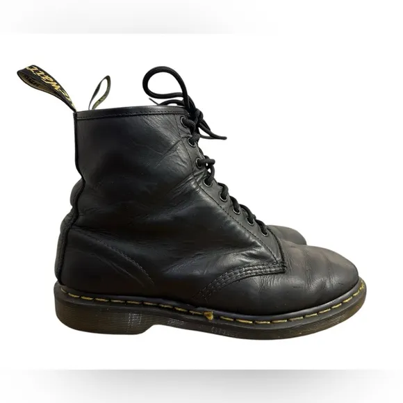 Dr. Martens 1460 Leather Boots Mens Size EU 43 US9 10 Black 11822 B9