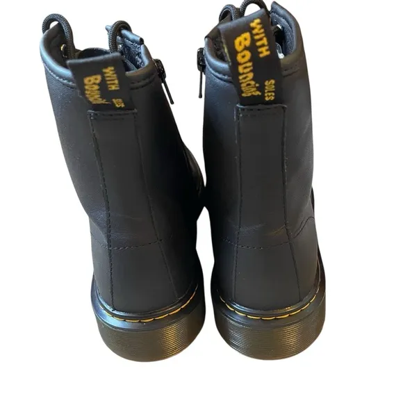 Dr. Martens 1460Y Black Leather Boots NEW Size 7