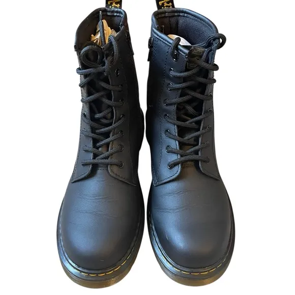 Dr. Martens 1460Y Black Leather Boots NEW Size 7