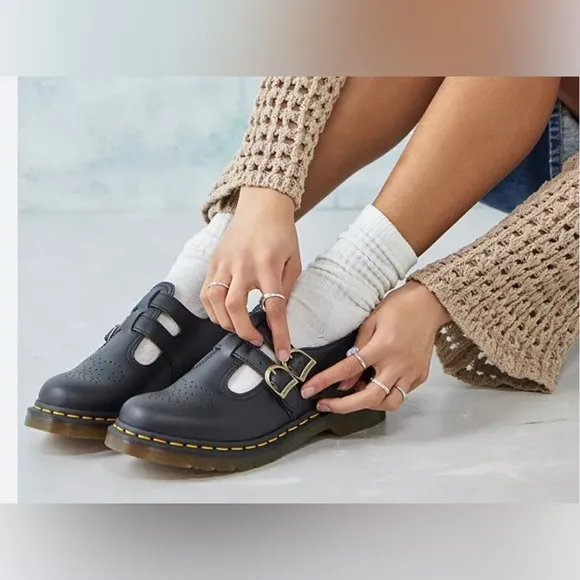 DR. MARTENS 8065' Mary Jane NEW
