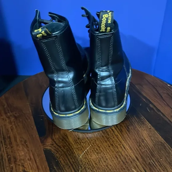 Dr. Martens Black 1460 Smooth Leather Boots  Size 6L