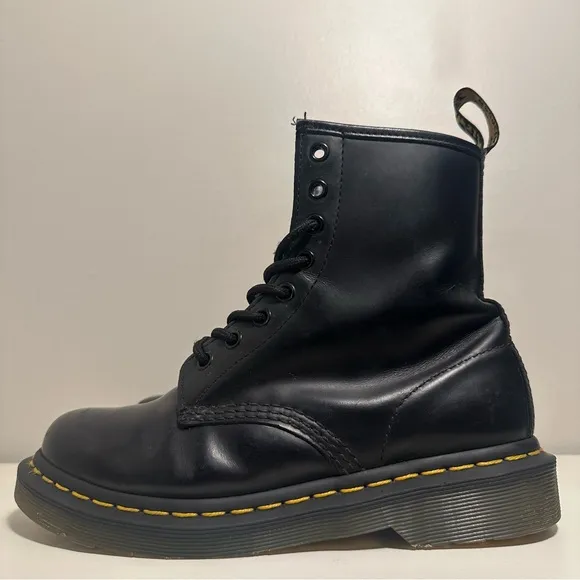 Dr Martens Black Leather Lace Up Boots Women’s Size 6 Grunge Combat Work Shoes