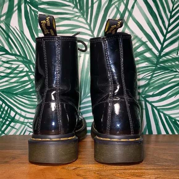 Dr. Martens Black Patent Leather Combat Boots Women’s US Size 7