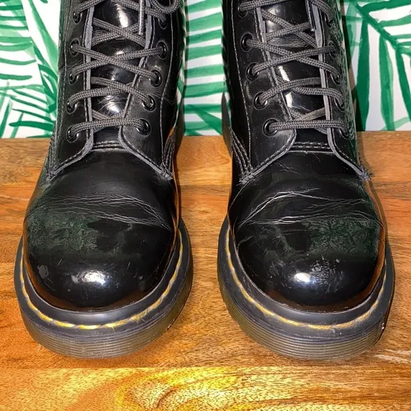 Dr. Martens Black Patent Leather Combat Boots Women’s US Size 7