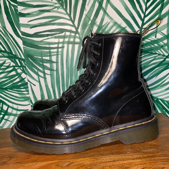 Dr. Martens Black Patent Leather Combat Boots Women’s US Size 7