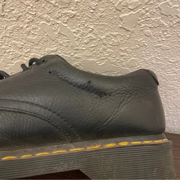 Dr. Martens Boston Black Leather Oxford Shoes Boots Mens Size 7 Style AW004