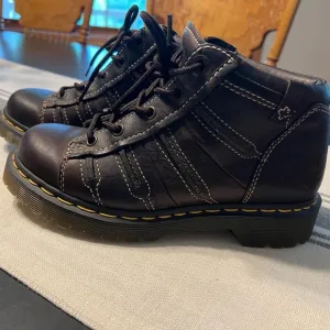 Dr. Martens brown leather low boots, size 6