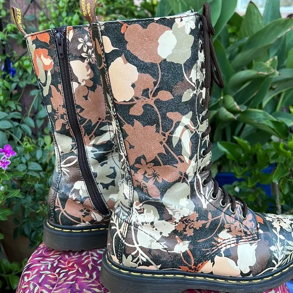 Dr. Martens Cerys Pointed Toe Floral 14 Eye Tall Boots
