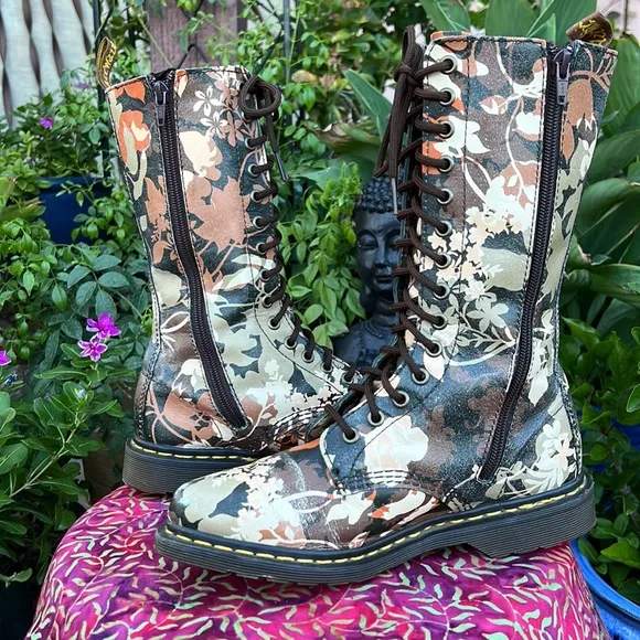 Dr. Martens Cerys Pointed Toe Floral 14 Eye Tall Boots