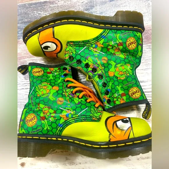 Dr Martens Children's Shoes 6 Hole Brooklee Mikey in M Green 21758316 Doc