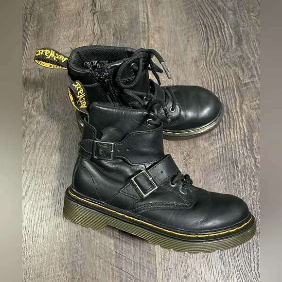 DR. MARTENS Double Buckle Girls Leather Boots