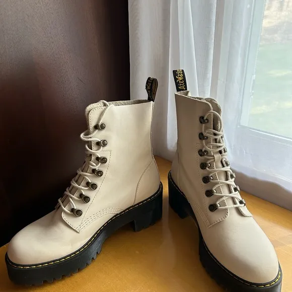 Dr. Martens Leather Boots in Leona Bone Air Wair