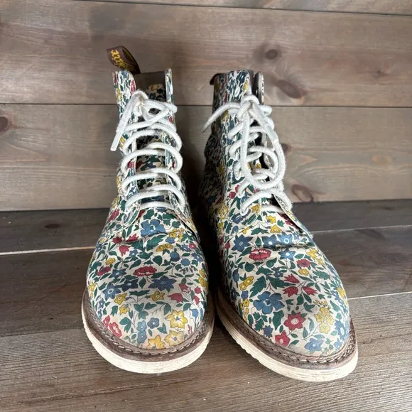 dr martens liberty womens size 11 shoes floral multicolor lace up combat boots