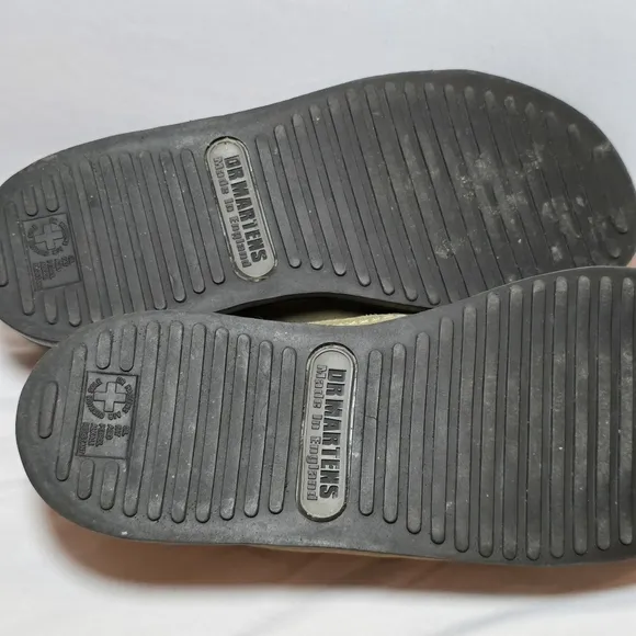 Dr Martens Mens Made In England Slip On Tan Suede Shoes sz 7