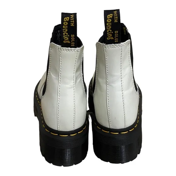Dr Martens Quad Retro Chelsea Boots, Smooth White AirWair, Sz 6M