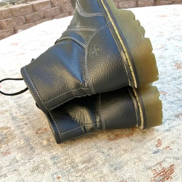 Dr. Martens Roseland EUC Black Leather Boots Mens Sz 12