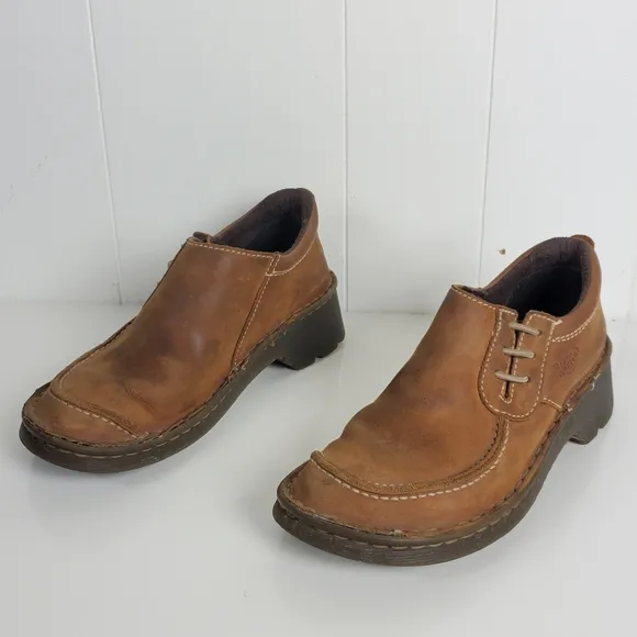 Dr Martens size 5 brown slip on healed moccasin