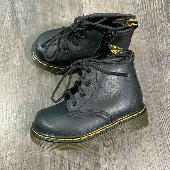 DR. MARTENS Toddler Boots