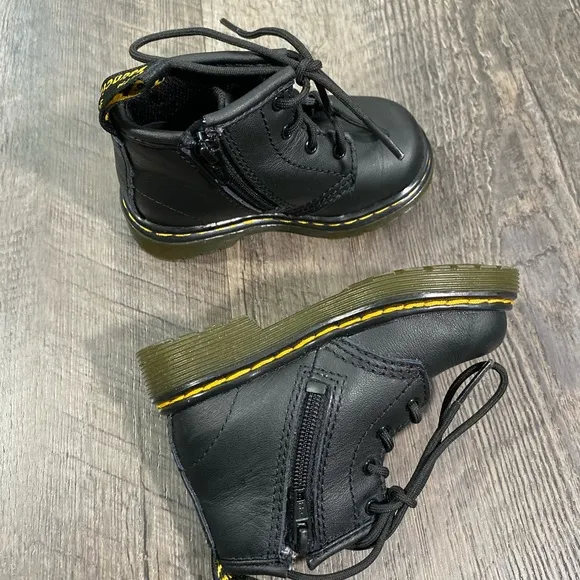 DR. MARTENS Toddler Boots