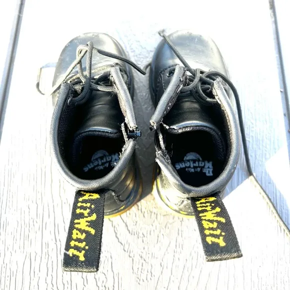 Dr Martens Toddlers Boots sz 6
