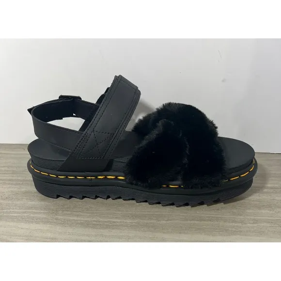 Dr Martens VOSS II Fluffy BlkHydro Leather &amp; Milo Fur SandalsUS 10  UK 8 NEW
