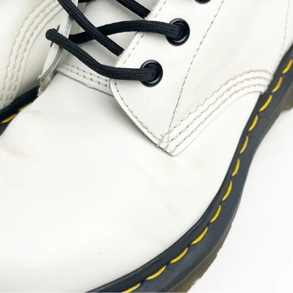 DR. MARTENS White Leather Lace Up Combat Boots, Size 7