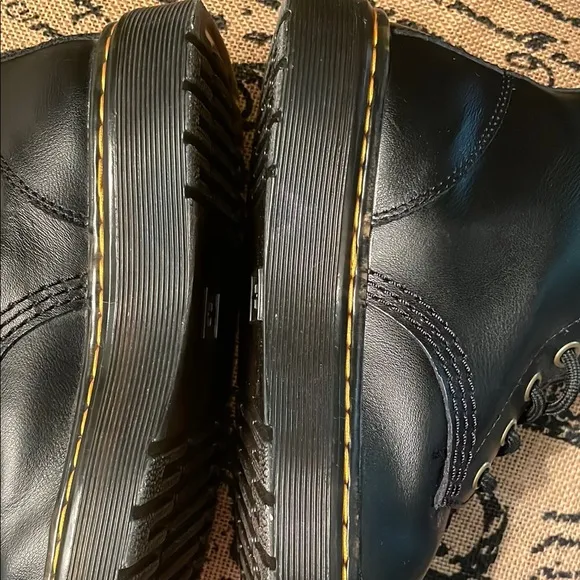 Dr Martens Zavala Black Leather Lace-Up Boots Kids