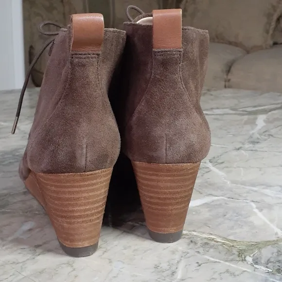 Dr. Scholl's shoes boots