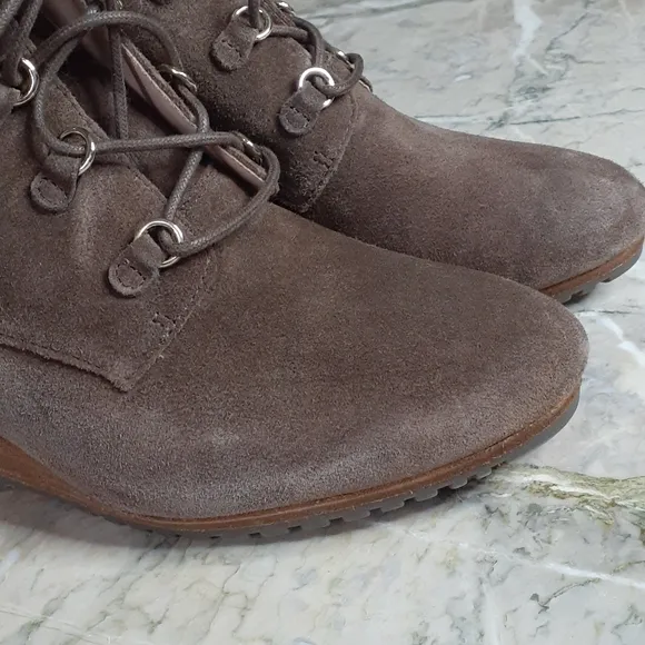 Dr. Scholl's shoes boots