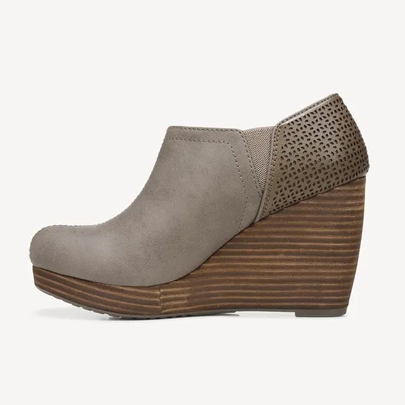 Dr. Scholl’s | Women’s taupe faux leather Harlow ankle boot, stacked heels, 8.5
