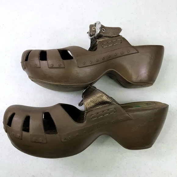 Dr. Scolls Womens Rubber Clog Shoes Size 9