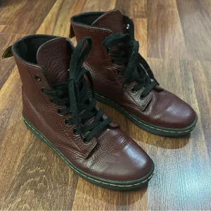 Dr.Marteen Red and Black High-Top Sneakers