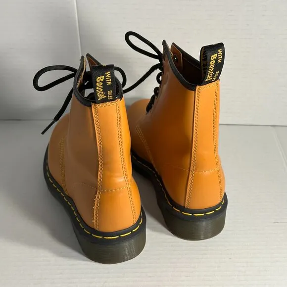 Dr.Martens {New} Ladies size 6