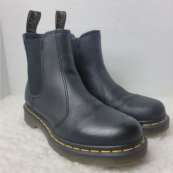 Dr Martens Virgina Women's Boots Size 7 Black Chelsea Shoes 2676