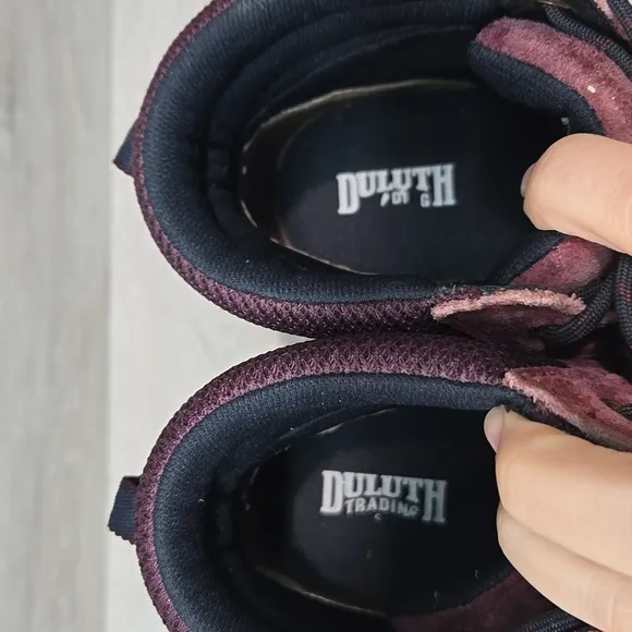 Duluth Women High Top Burgundy Suede Lace-Up Boots Shoes Sz 8M