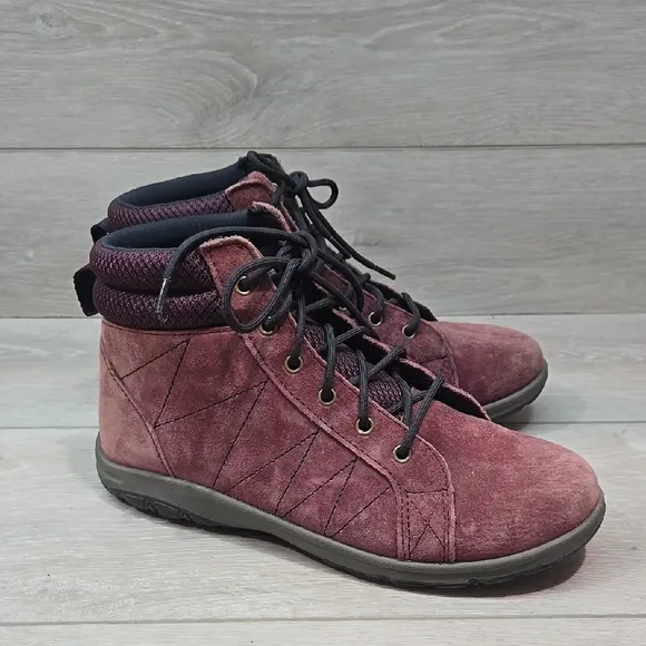 Duluth Women High Top Burgundy Suede Lace-Up Boots Shoes Sz 8M