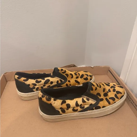 Dune cheetah slip one