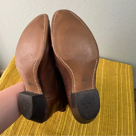Durango | Vtg Distressed Cowboy Cowgirl Western Boots | Heeled Traditional R Toe