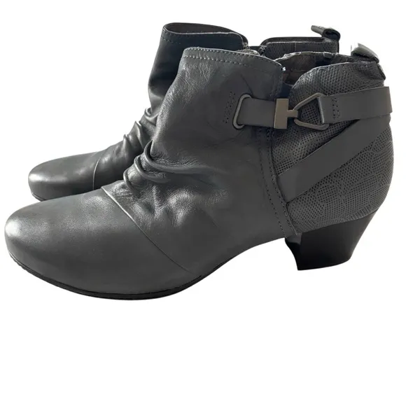 Earth Leather Calgary Ankle Boots Halifax heel zip grayish blue SZ 11 NWOT
