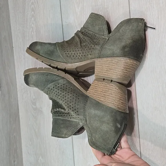 Earth Origins Women Ankle Leather Heels Boots shoes sz 11M
