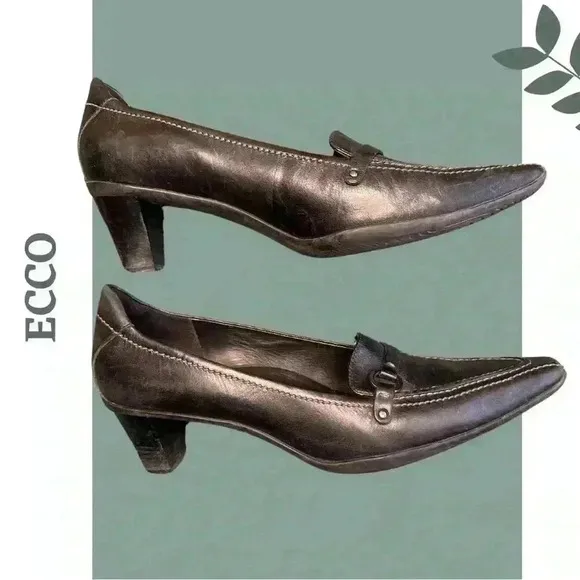 Ecco Black Leather Slip On Shoe with Heel Buckle Detail Size 41