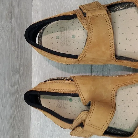 Ecco Comfort Outdoor Hook&amp;loop Leather Sandals Wedge Shoes sz 41/10-10.5