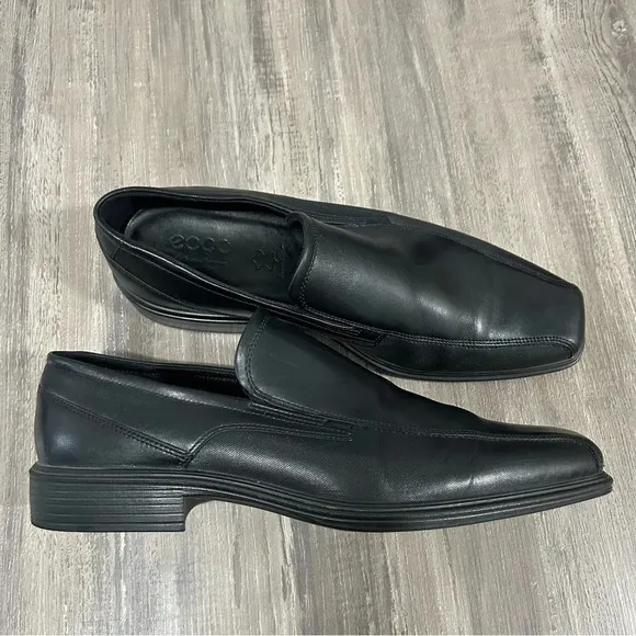 Ecco Herren Melbourne Premium Leather Black Slip On Loafer Dress Shoes​