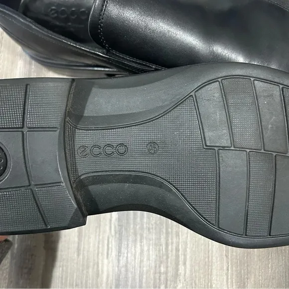 Ecco Herren Melbourne Premium Leather Black Slip On Loafer Dress Shoes​