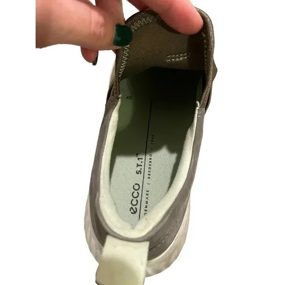 ECCO Men's Ath-1ftr Slip on Sneaker